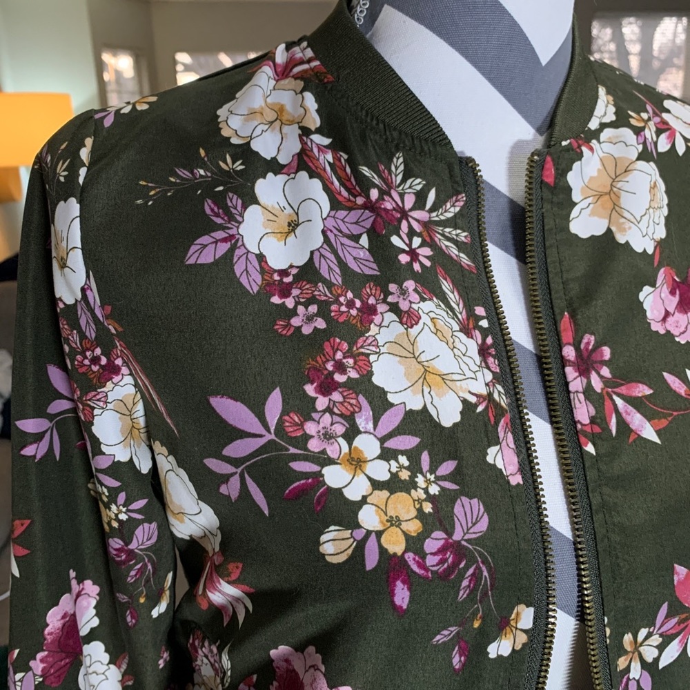 Reversible Bomber jacket - Picture 3 of 7